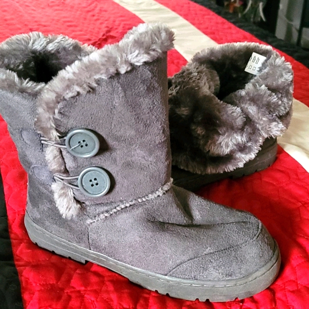 clpp'li Gray Fur Boots sz 10